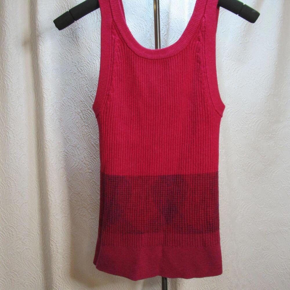 Anthropologie Women's Red and Pink Other-top